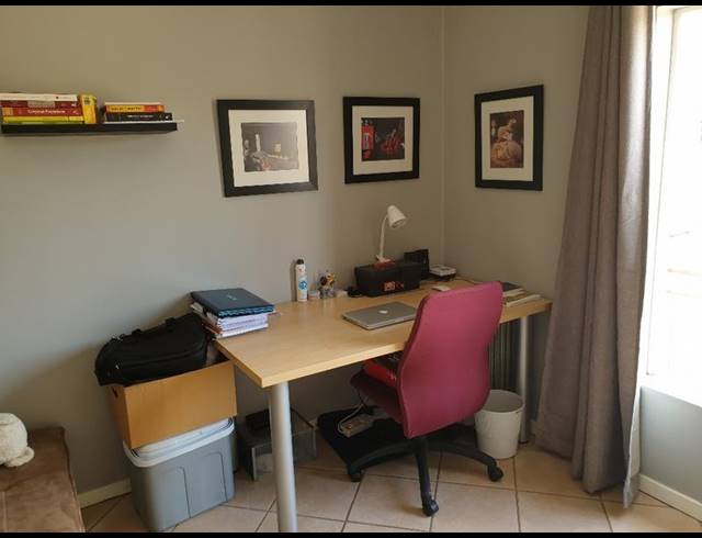 2 BEDROOM APARTMENT FOR SALE IN MOOIKLOOF RIDGE ESTATE